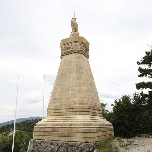 French Monument
